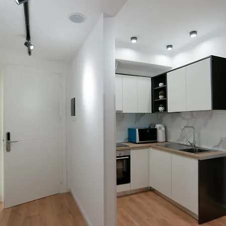 La Gioia تيرانا