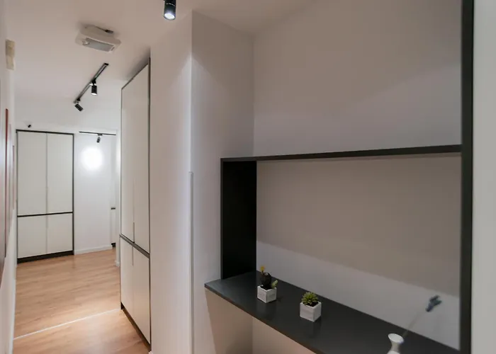 La Gioia * 티라나