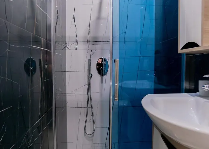 La Gioia * ティラナ